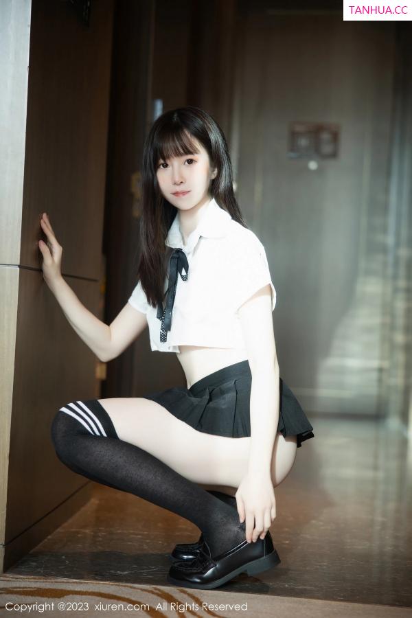   [XiuRen]高清写真图 2023.10.19 No.7534 林悠悠 清纯美腿第13张图片
